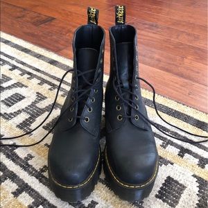 Shriver-hi platform dr. martens